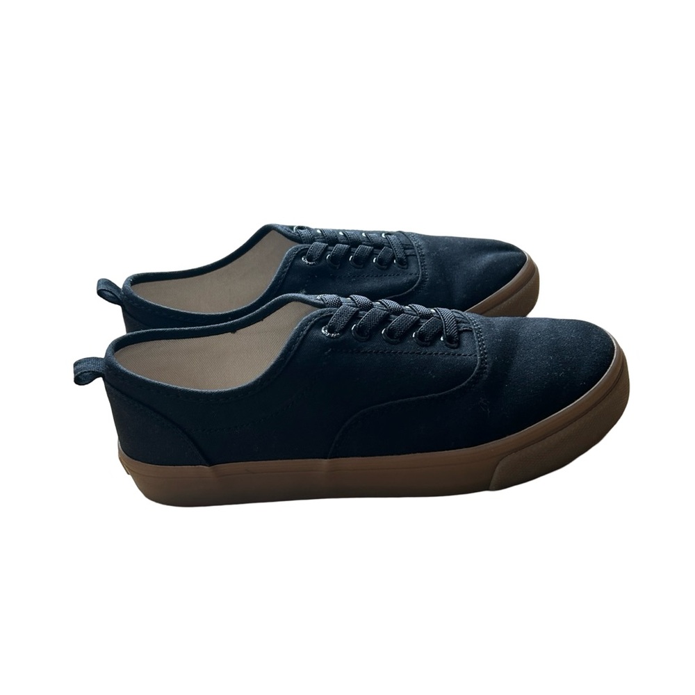 Old navy shoes